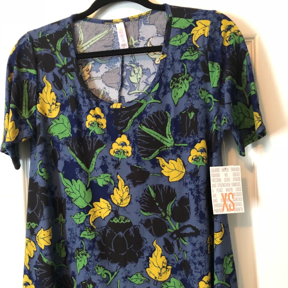 LuLaRoe Perfect T